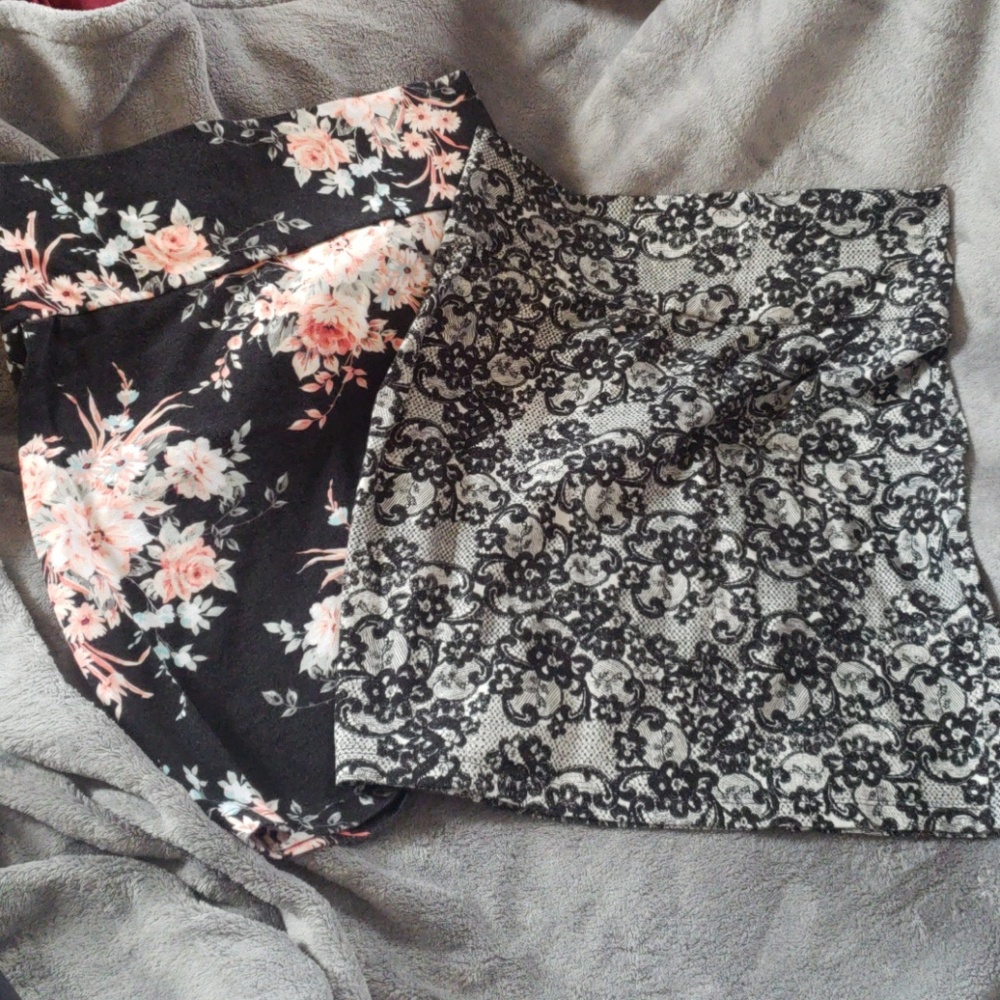 Charlotte Russe Pencil skirts Large